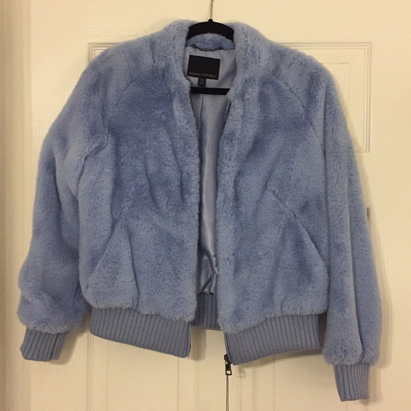 Banana Republic Jackets & Blazers - Banana Republic Faux Fur Jacket